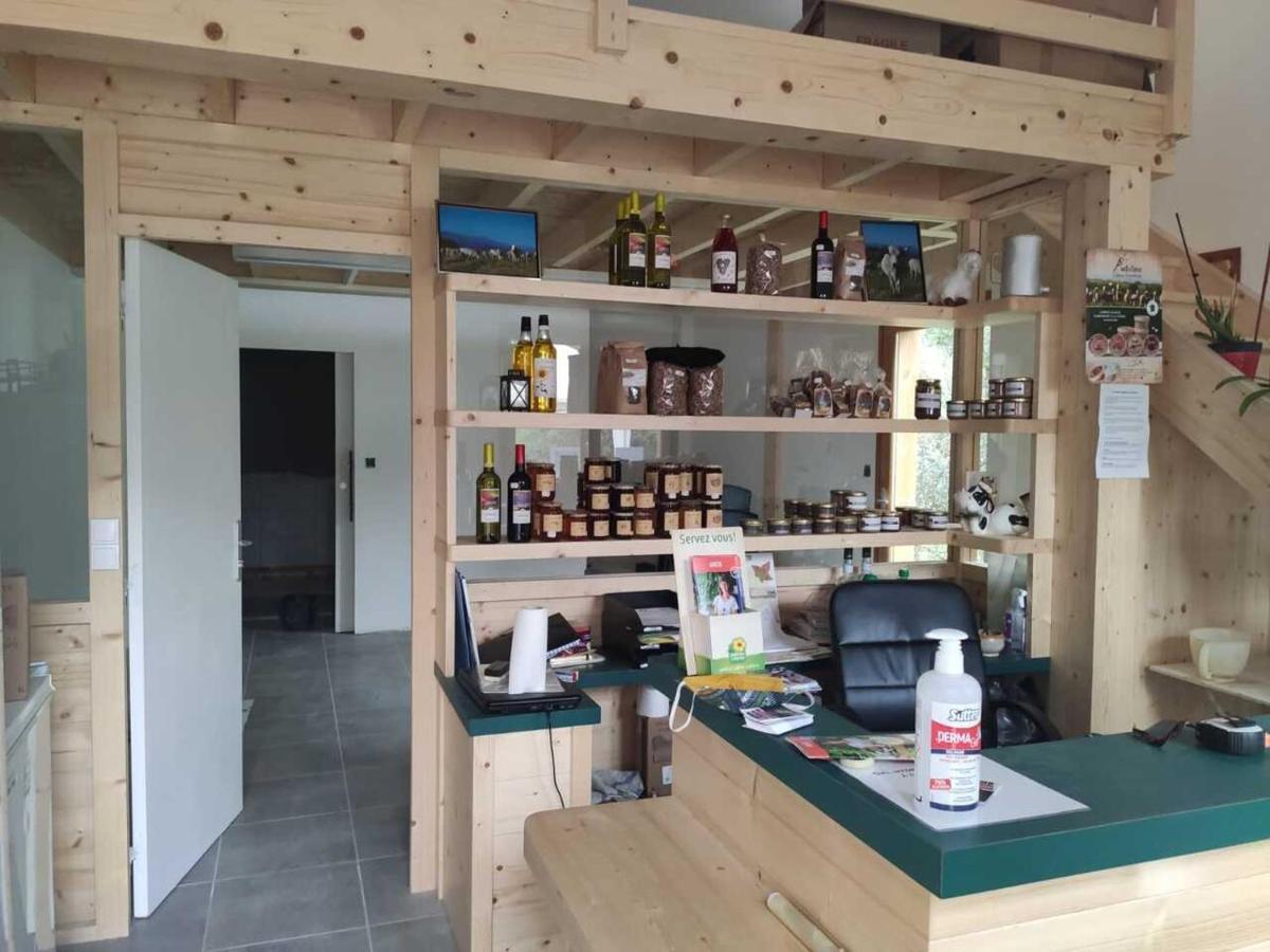 Hotel Lodg'Ing Secret Camp Ariege Lordat Zewnętrze zdjęcie