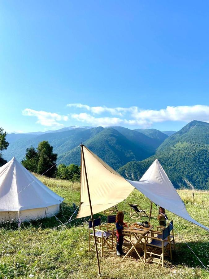 Hotel Lodg'Ing Secret Camp Ariege Lordat Zewnętrze zdjęcie