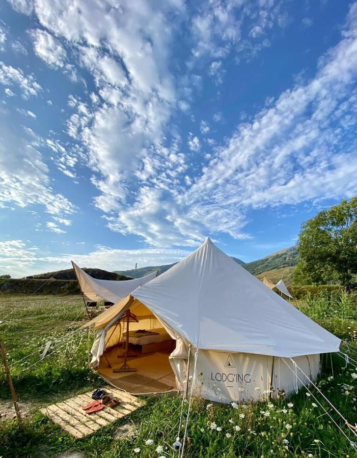 Hotel Lodg'Ing Secret Camp Ariege Lordat Zewnętrze zdjęcie